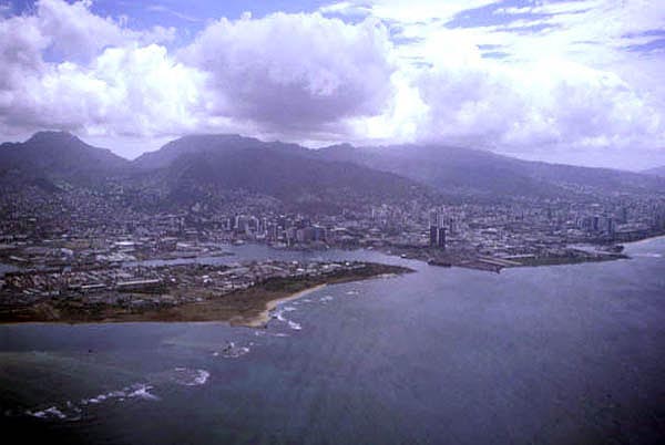 Honolulu by Air